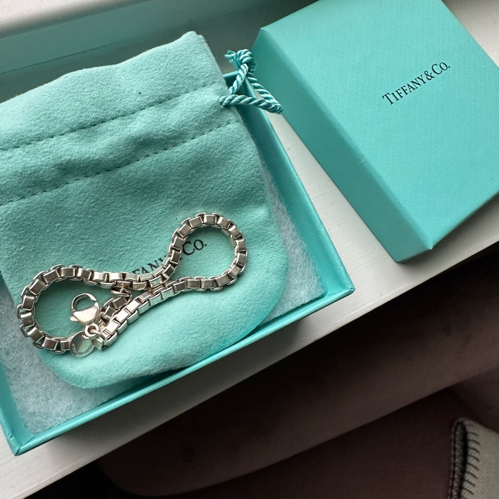 Tiffany & Co Venetian Link Bracelet 7.5"